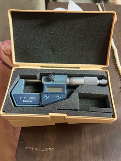 Mitutoyo 0–1" Digimatic Digital Micrometer