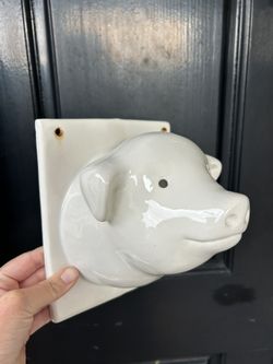 Vintage TOWEL rack Ceramic Cow farmhouse Animal Wall Mounting Hanging Collectible Mid Century Modern Cottage Display Adorable Collectible