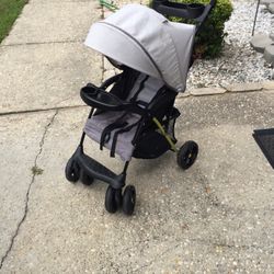 Foldable Small Stroller 