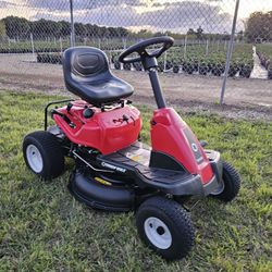 rear engine rider lawn mower excellent shape. Free delivery 10 mile radius from redlands fl. 33031
