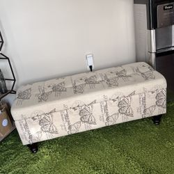 Bench Ottoman cubby 