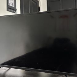 Insignia 40” Full HD TV + Roku Streaming Box – Great Deal!