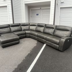 Sectional Couch Real Leather like New Power recliner delivery Available 