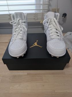 Size 8 Jordan cleats