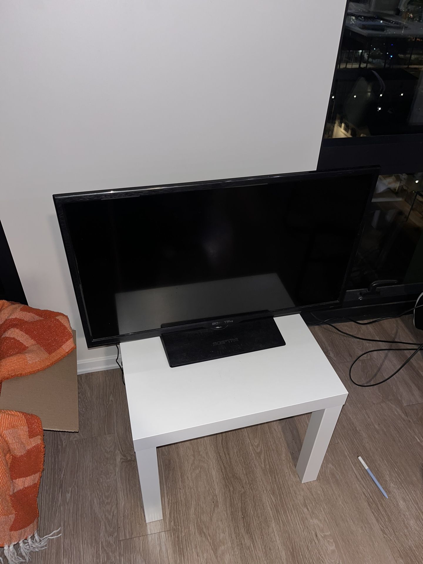 34 Inch TV