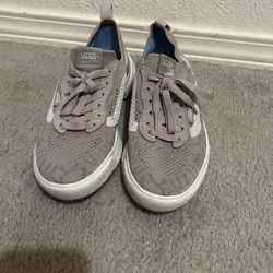 Women’s Vans Ultra Range