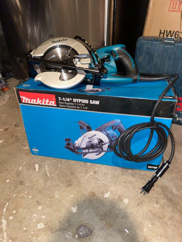 7 1/4in Corded Hypoid Circular Saw 