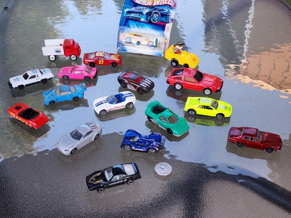 Vintage Diecast Cars And Trucks Maisto, Hot Wheels 1980 To 2003 Lot Of 11 Cars. Preowned