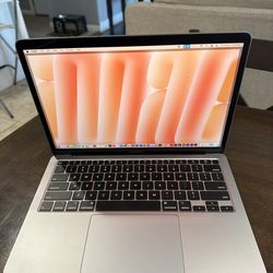 APPLE MACBOOK AIR 13” QUAD CORE i5 8GB RAM 256GB SSD! LOADED!