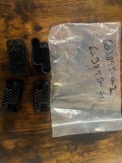 QTY (4) 25 POSITION DRAWER CONNECTOR HOUSING 5.08mm METRIMATE 211150-1 AMP H Discount Components Warehouse (49114) 100% positive