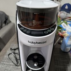 Baby Brezza Advanced Formula Pro Dispenser
