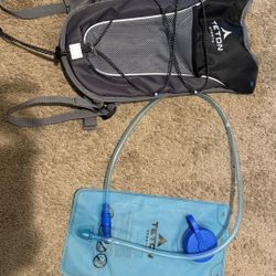TETON Sports Hydration Pack with 2L Water Bladder – Lightweight Daypack for Hiking, Running, and Cycling