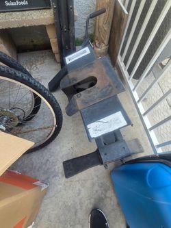 5th wheel trailer hitch
