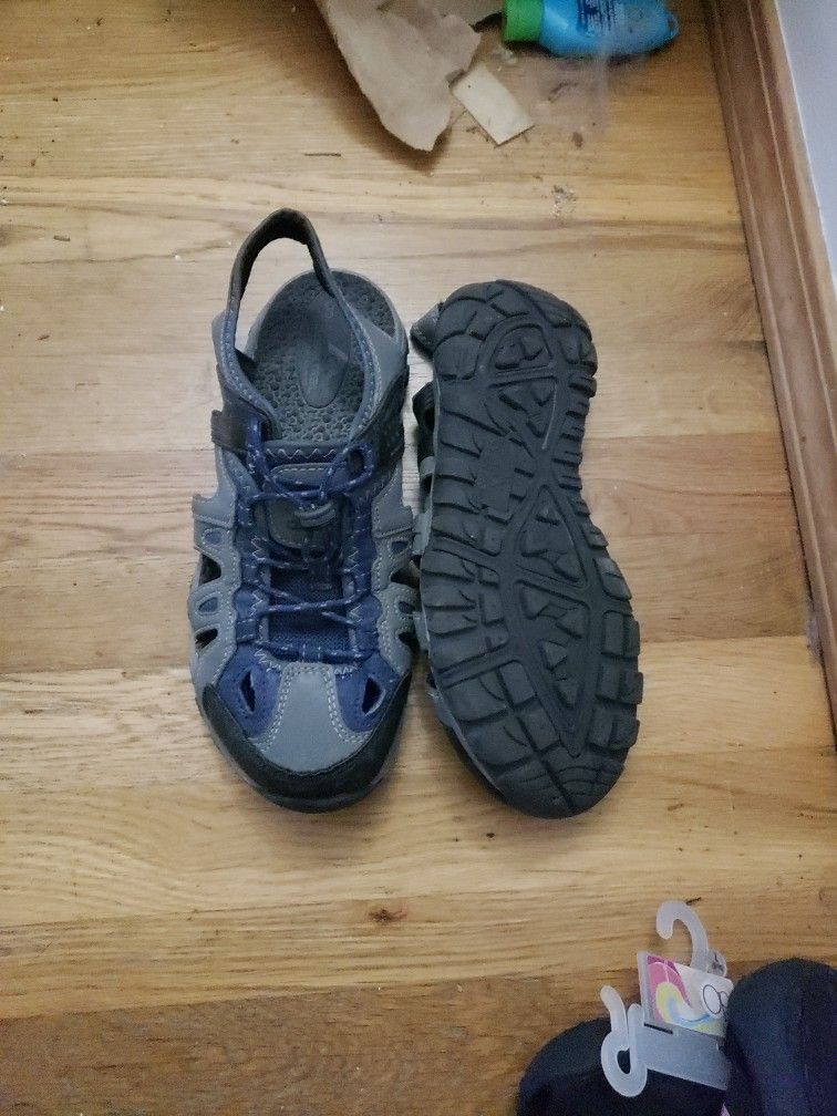 Mens Hiking Sandals Size 8