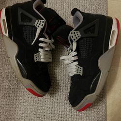 Jordan 4 Bred
