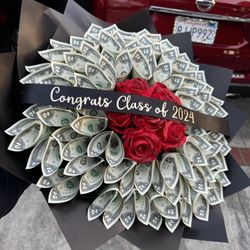 Graduation Boquet With Roses