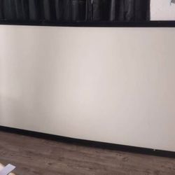 100 Inch Projector Screen