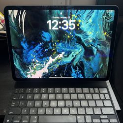11 inch iPad Pro with Magic Keyboard