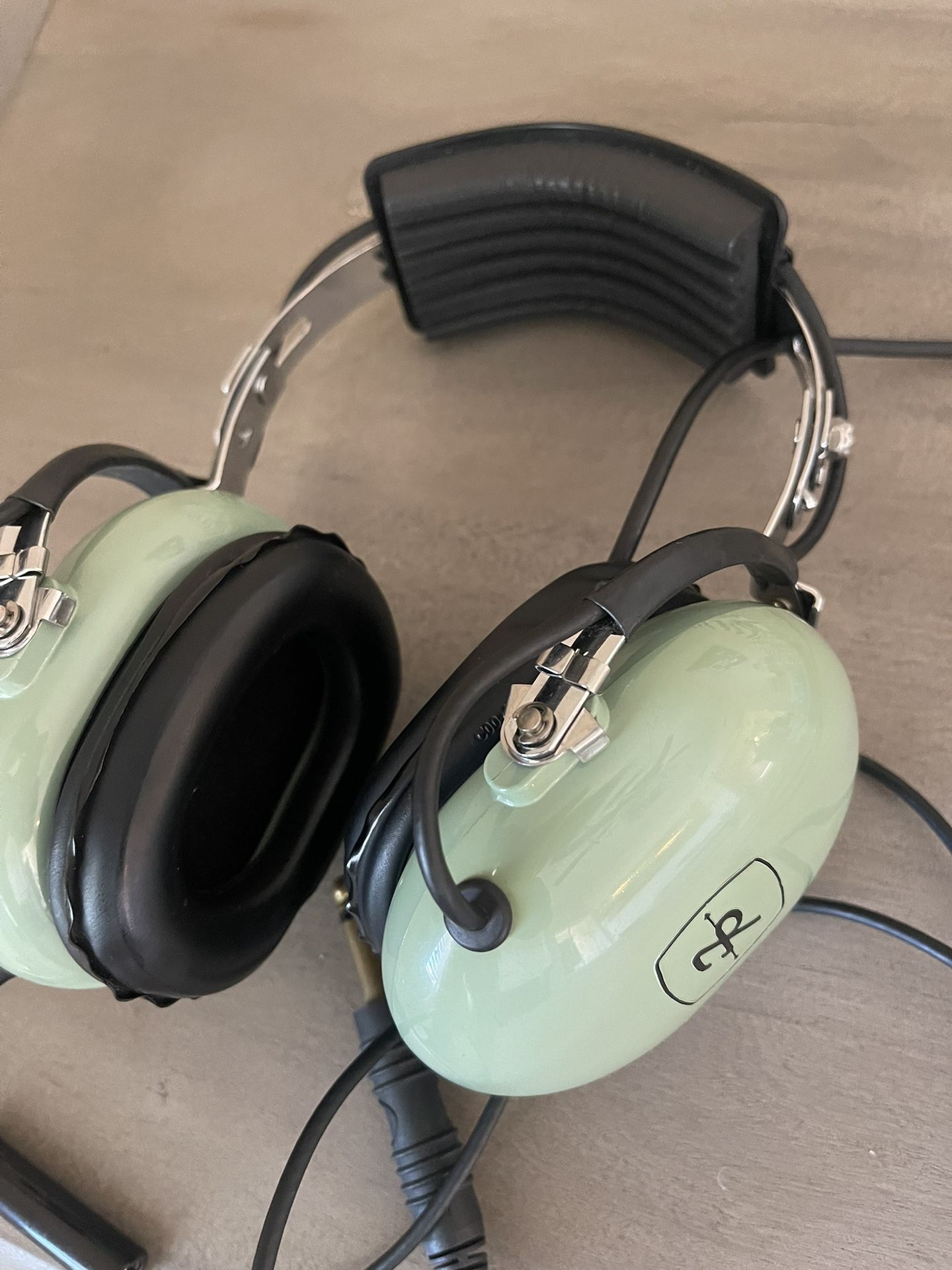 David Clark Model H10-40 Aviation Headset with M4 Microphone perfect condition