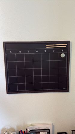 magnetic monthly board