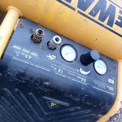 Air Compressor 