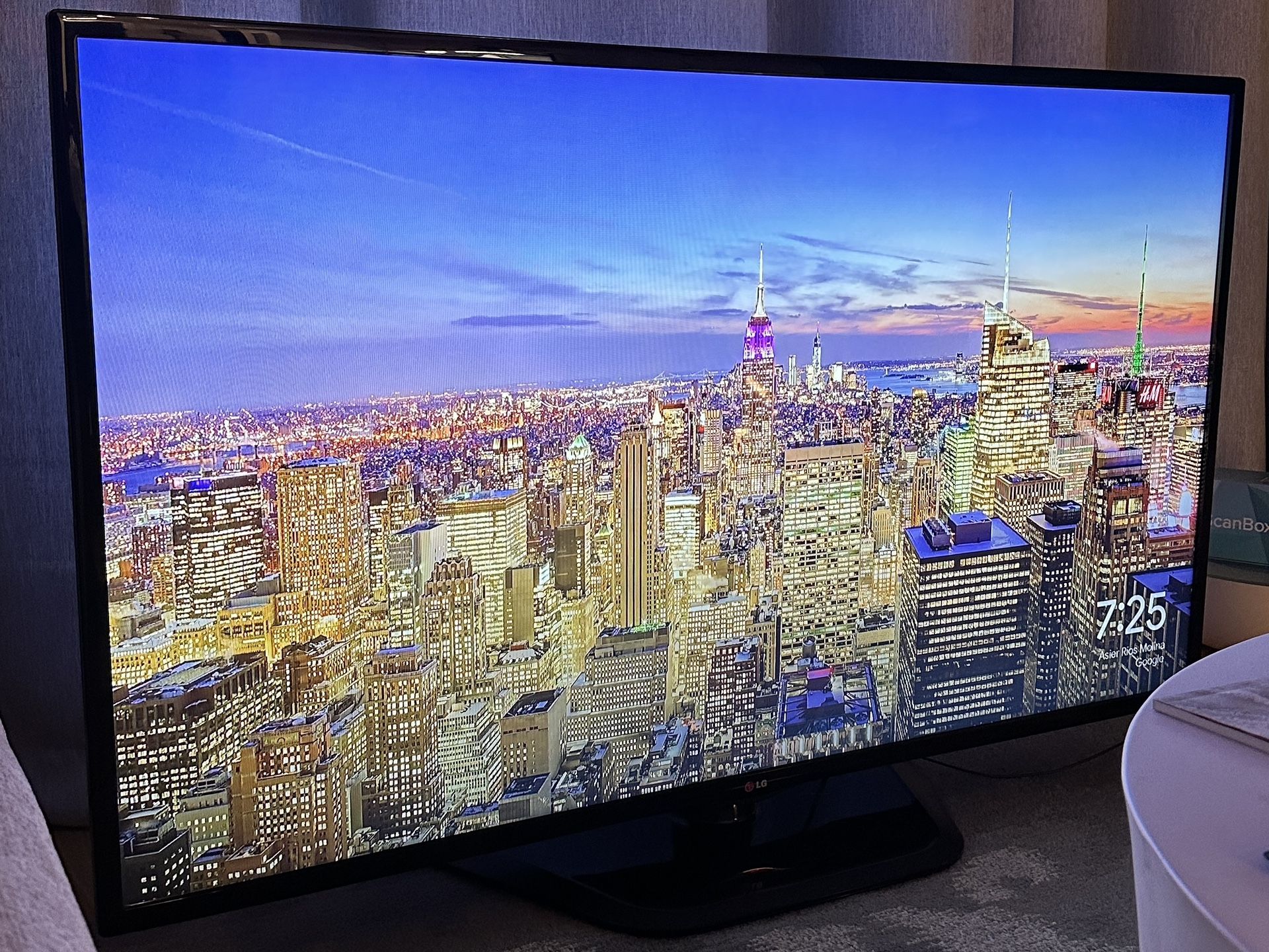 LG - 55" LED - 1080p - 120Hz - HD TV