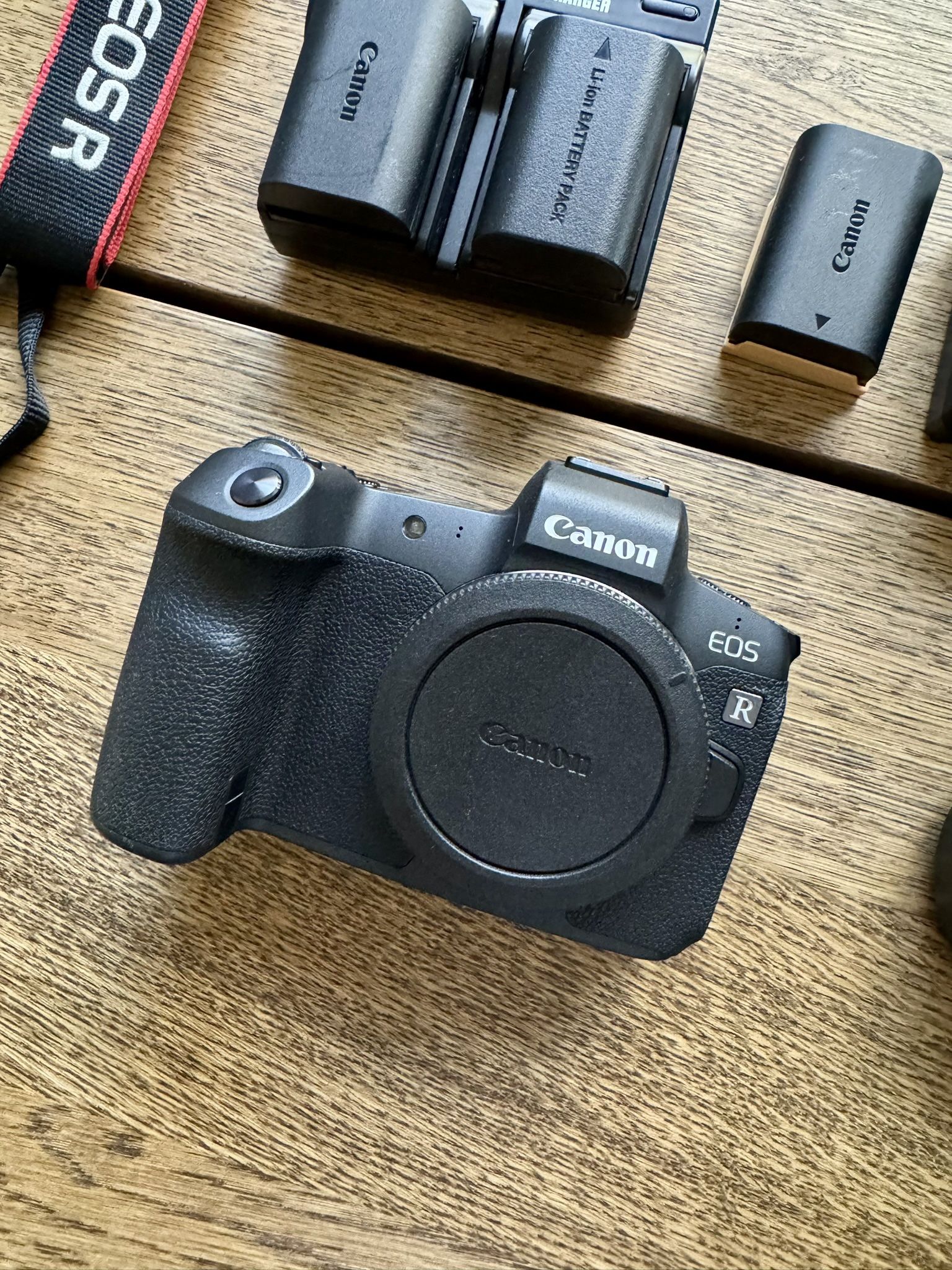 Canon EOS R Mirrorless Digital Camera (Body Only) Canon EF 50mm f