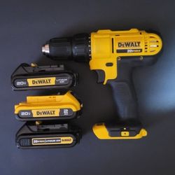 DeWalt 20V MAX Cordless 1/2" Drill/Driver with(Three) batteries 