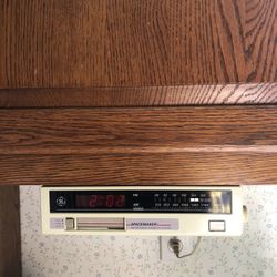 Undercabinet AMFM radio with a cassette  player, hardly used.