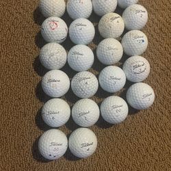 Premium Titleist Pro V1 / V1x Golf Balls – Near Mint – 22 Pack