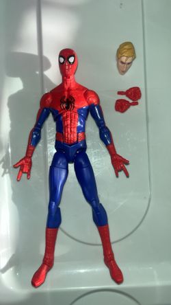 Peter Parker Spider-Man into the spider verse