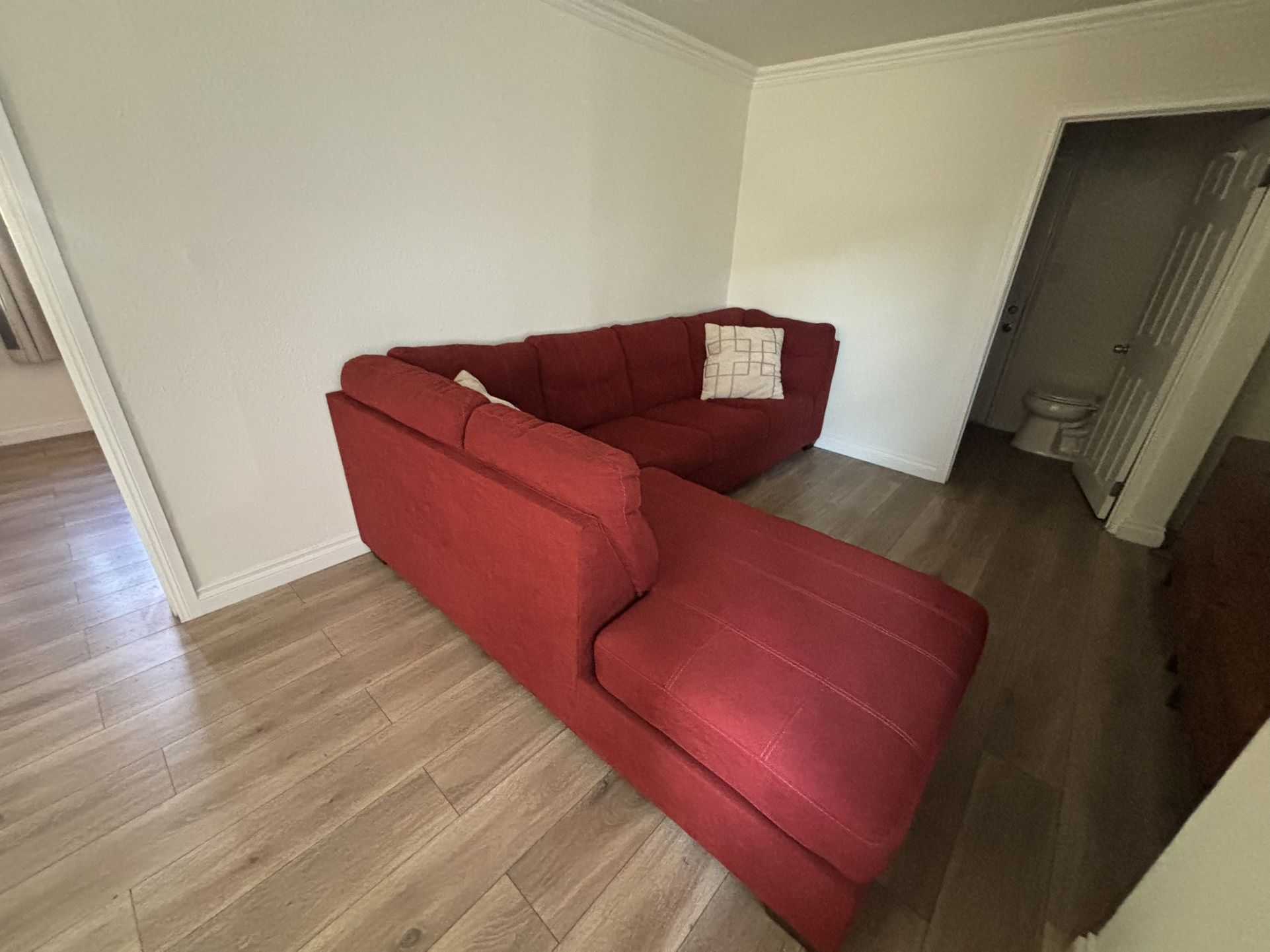 COUCH L SHAPE (RED)