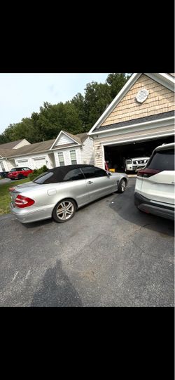 Nissan pathfinder and Mercedes Benz
