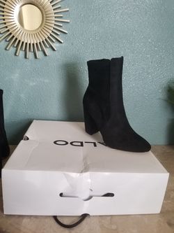 Aldo boots size 7