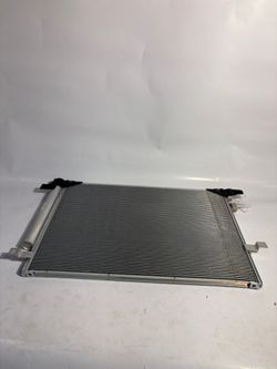 23455461 | GM A/C Condenser - 2016-2023 Chevrolet Camaro 6.2L V8 SS/ZL1/LT1 | 84947859