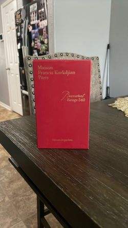 Baccarat cologne