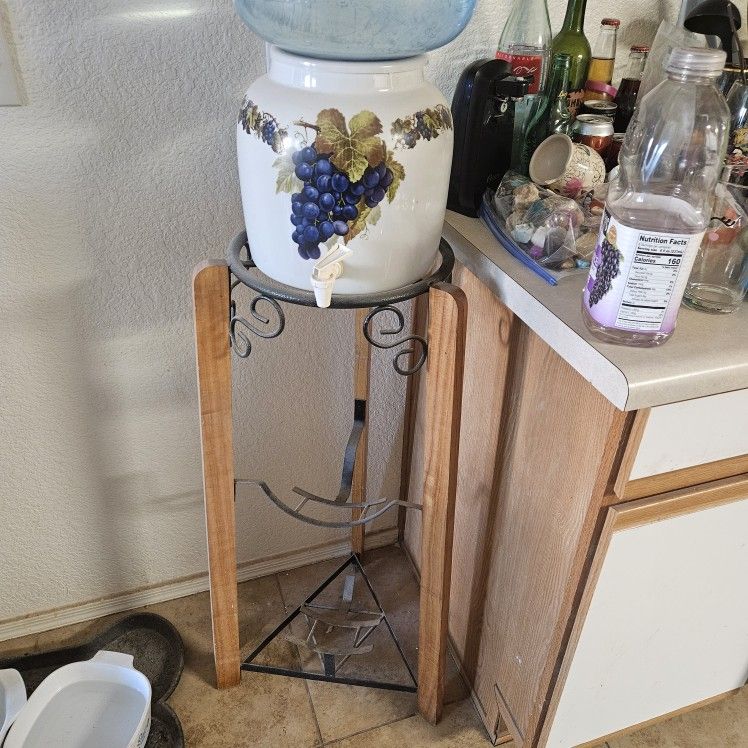 Water Jug Crock
