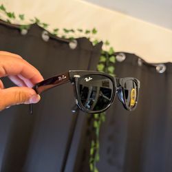 Ray ban sunglasses