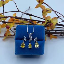 Yellow Silver set  4 Pc