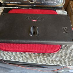 Kicker Car Amplifier 