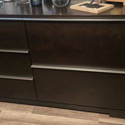 Dresser / Night Stand 