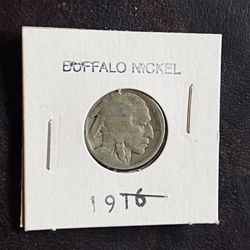 1916 BUFFALO NICKEL. 3 Yrs After First Issue. 108 Years Old. Good Condition. In Protective Casing.