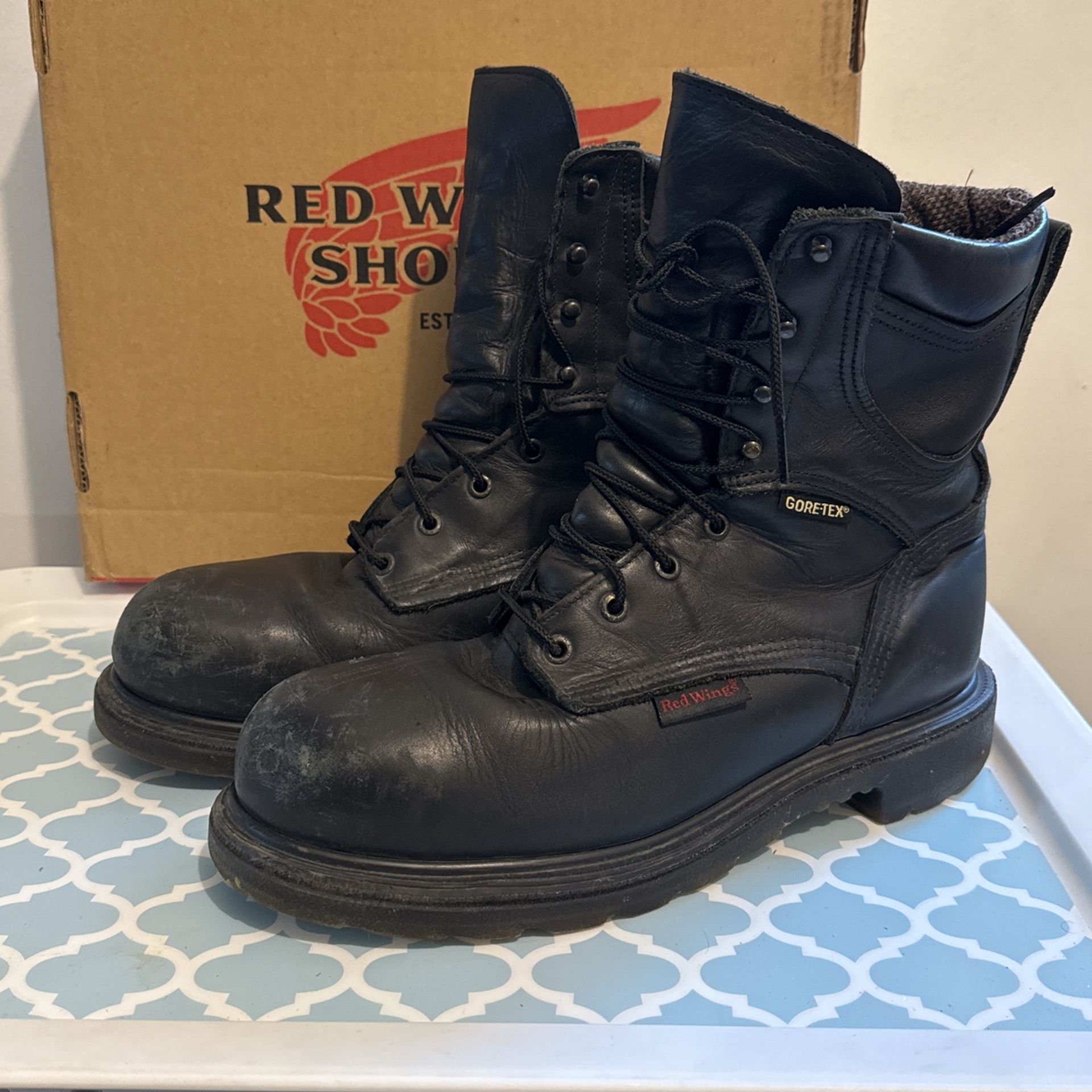 Style 2406 Red Wing 2426 SUPERSOLE® 2.0 MEN'S 6-INCH SAFETY TOE BOOT Size 9