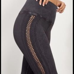 Victoria’s Secret knockout leggings black size S