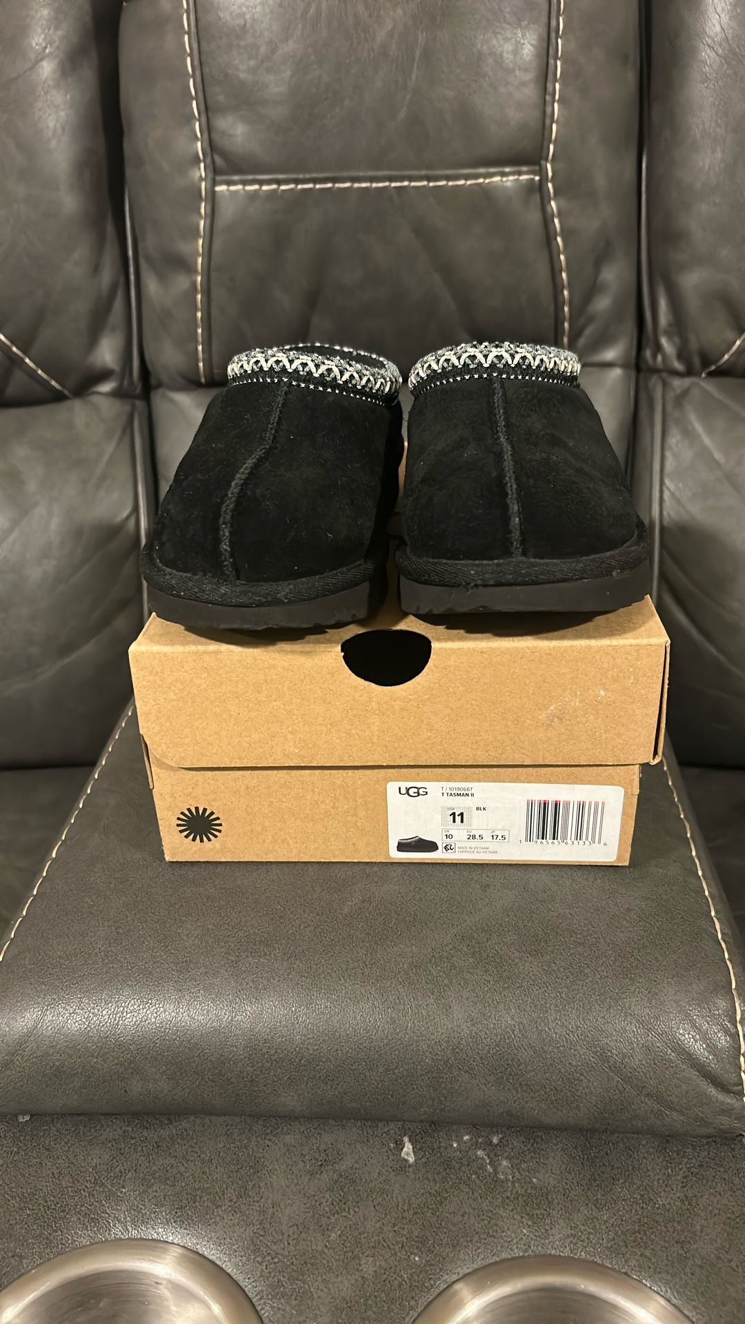 Kid Uggs Size 11c