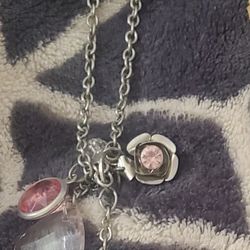 HEART PENDANT NECKLACE 