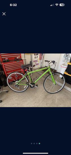 Woman Schwinn mountain bike