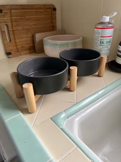 Dog Bowl Set Almost New