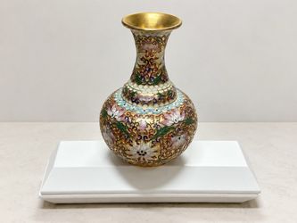Vintage Chinese Cloisonné Enamel Vase – Multicolor Floral Collectible