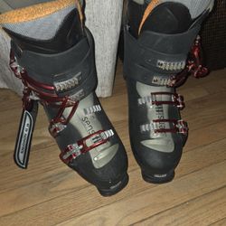 Salomon Performa Ski Boots US 12 Size 29.5cm Sensifit 